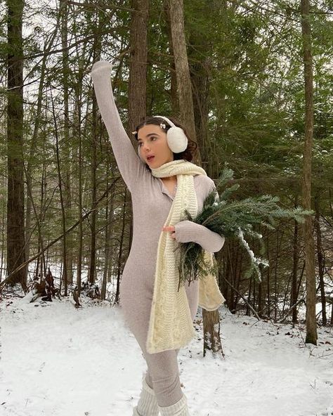 Winter Princess, Snow Fairy, Winter Outfits Cold, Nutcracker Ballet, Party Outfits, Autumn Cozy, Winter Aesthetic, Cozy Winter, Stage Outfits