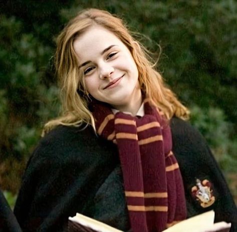 Hermione Granger Harry Potter, Harry Potter Rpg, Hermione Granger Aesthetic, Emma Watson Harry Potter, Harry Potter Hermione Granger, Harry Potter Icons, Stranger Things 3, Images Harry Potter, Harry Potter Actors