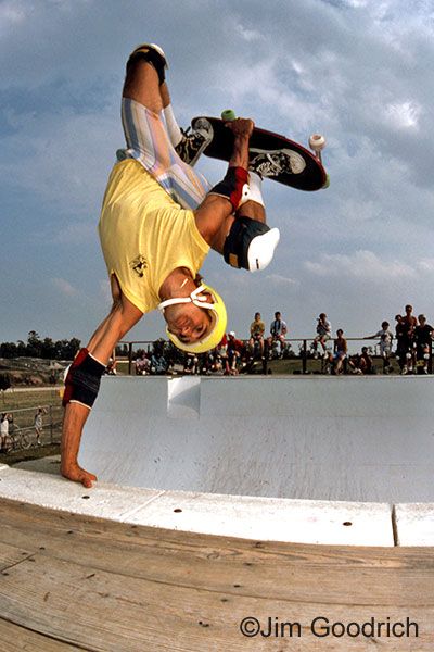 billy beauregard - He Is Doing That Thing again!!! Skater Guys, Skateboarding Quotes, Rodney Mullen, Vintage Skateboarding, Skateboard Pics, Skateboarding Aesthetic, Billy B, Bones Brigade, Skateboard Pictures