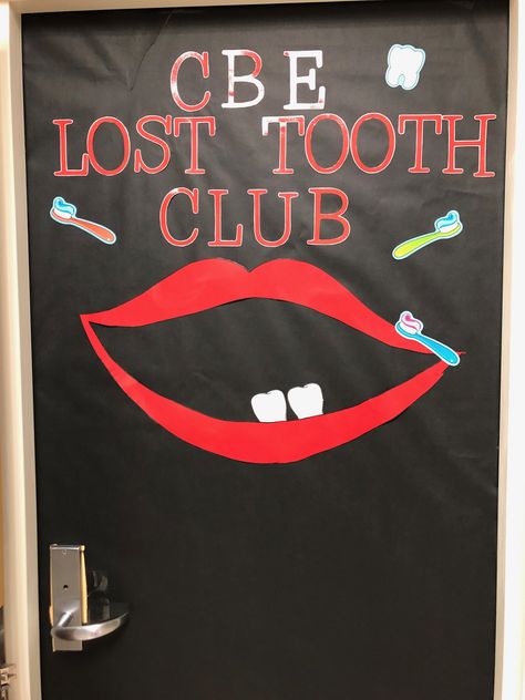 Lost Tooth Bulletin Board, School Nurse Door Decoration, Nurse Door Decorations, School Nurse Decorations, Nurse Decorations, School Nurse Elementary, School Nurse Door, Nurse Clinic, Nurse Bulletin Board