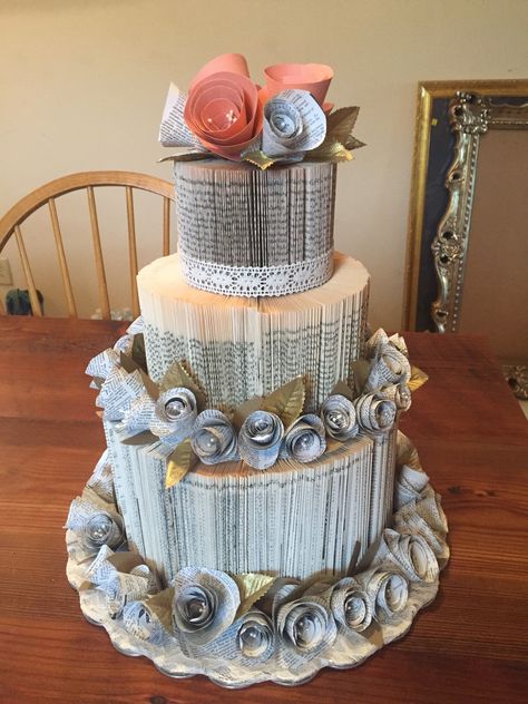 Book Wedding Cake, Center Peices, Book Themed Wedding, Money Cake, Book Cake, Themed Wedding Cakes, Bridal Shower Cake, Book Wedding, Cup Cakes