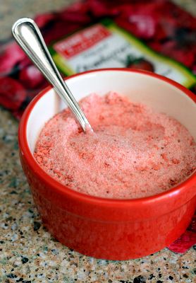 Strawberry Sugar Budget Gifts, Strawberry Sugar, Strawberry Powder, Cold Cereal, Snickerdoodle Cookies, Dried Bananas, Sweet Dips, Baking Items, Freeze Dried Fruit