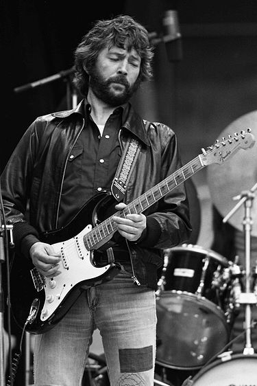 Eric Clapton and Duane Allman's isolated guitars on 'Layla' Do Rock, Wonderful Tonight, The Yardbirds, Musica Rock, British Invasion, Nikki Sixx, Neil Young, Discovery Channel, Jim Morrison