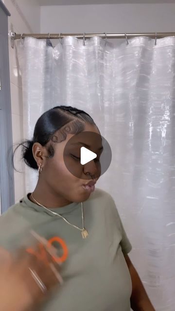 Annica Jackson on Instagram: "Sleek low ponytail bun!! #fyp #fypシ #fypage #fyppage #viral #explorepage✨ #viral #viralreels #simply__annica #trending #reels #lowponytail #sleekbuntutorial" Black Women Slick Back Ponytail, Short Curly Sleek Ponytail, Silk Back Ponytail Natural Hair, Low Ponytail On Natural Hair, Low Weave Bun, Curly Natural Ponytail Black Women, Sleek Short Ponytail Black Women, Simple Quick Updos, Low Ponytail Bun Black Women