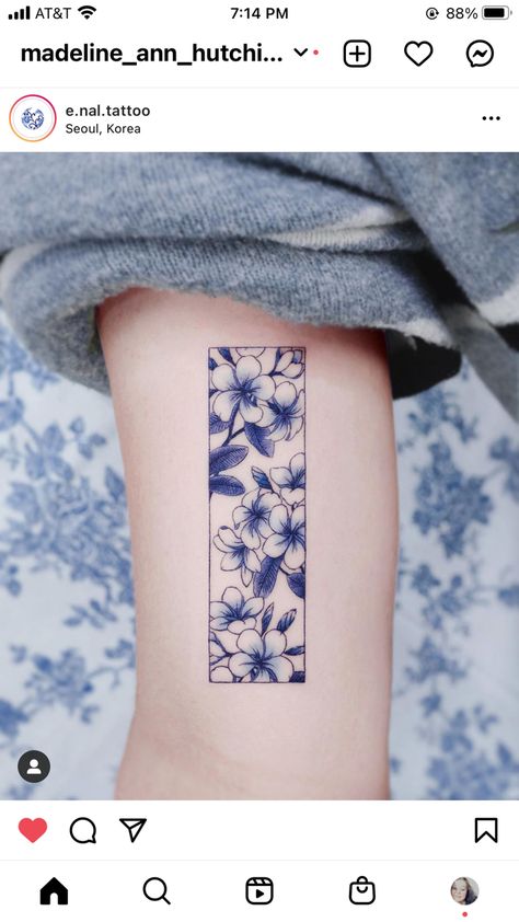 Japanese Square Tattoo, Blue Fineline Tattoo, Rectangle Flower Tattoo, Tattoo In Rectangle, Blue Linework Tattoo, Square Flower Tattoo, Blue Fine Line Tattoo, Rectangle Tattoo Ideas, Rectangle Tattoo Design