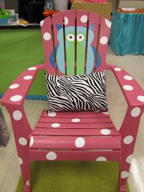 Teacher Chairs, Owl Theme Classroom, Owl Classroom, Lawn Chair, Owl Theme, Classroom Furniture, Craft Paint, Painted Chairs, Class Decoration