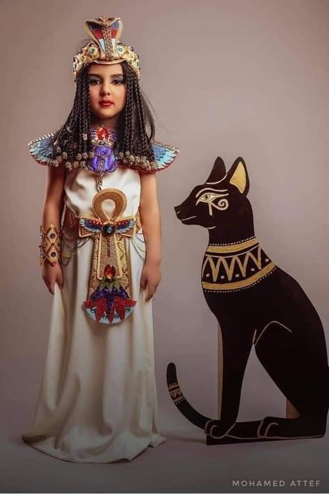 Egyptian Diy Costume, Egyptian Themed Party, Egypt Costume, Egyptian Dress, Fancy Dress Competition, Egyptian Clothing, Baby Fancy Dress, Egypt Ancient, Egyptian Fashion