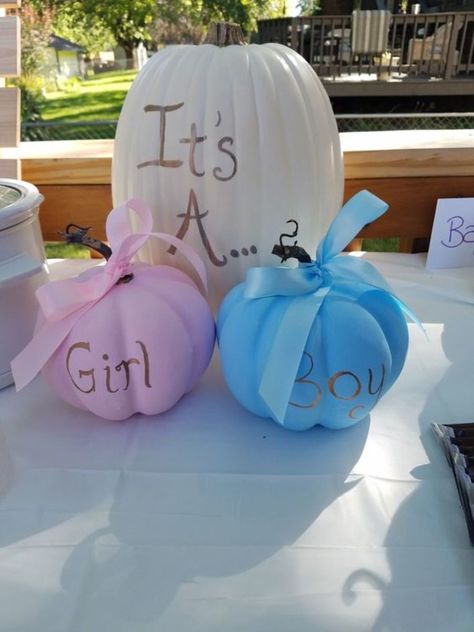 Garage Gender Reveal, Gender Reveal Ideas For Party Fall Theme, Gender Reveal Lights, Fall Gender Reveal Ideas Pumpkins, Halloween Themed Gender Reveal Party Ideas, Fall Gender Reveal Party Decorations, Pumpkin Themed Gender Reveal Party Ideas, Fall Gender Reveal Games, Gender Reveal Ideas Pumpkin Theme