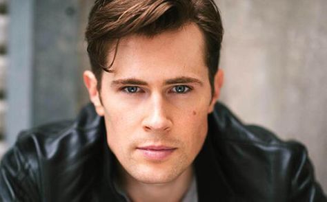 Lord John Grey will be played by Australian actor David Barry. Lord John Grey Outlander, David Berry, Diana Gabaldon Books, John Bell, Lord John, Outlander Book Series, Jamie Fraser Sam Heughan, Outlander Casting, John Gray