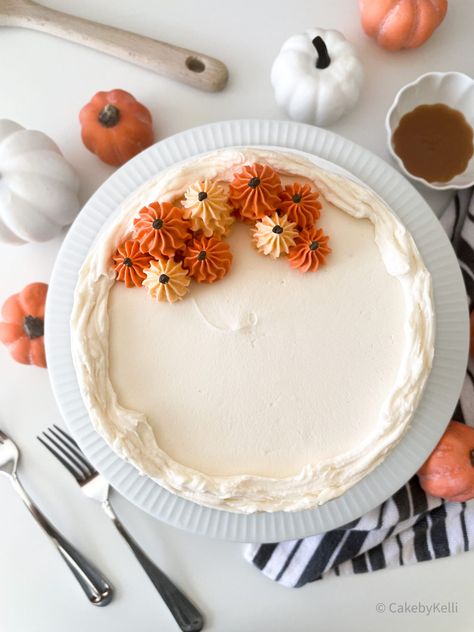 Salted Caramel Pumpkin Spice Cake - Cake by Kelli Friendsgiving Cake, Pumpkin Spice Latte Cake, Latte Cake, Salted Caramel Buttercream, Caramel Pumpkin, Caramel Buttercream, Caramel Glaze, Homemade Caramel Sauce, Pumpkin Spice Cake