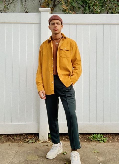 Tall Men Streetwear, Mens Style Athleisure, Posh Casual Outfits Men, Mens Outfits Retro, Mens Outfit Aesthetics, Men’s Fall Fashion 2022, Bright Mens Fashion, Vibrant Outfits Men, Colorful Outfits For Men