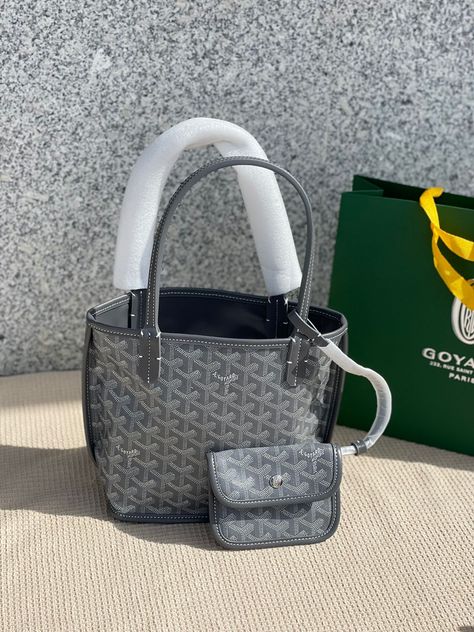 Goyard Anjou Mini Grey, Luxurious Things, Uni Bag, Eyfs Activities, Grey Tote, Goyard Bag, Buy Bags, Luxury Shopping, Add Ons