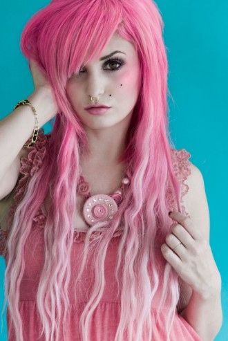 pretty in pink Pink Red Hair, Cotton Candy Pink Hair, Audrey Kitching, Pink Ombre Hair, Cotton Candy Hair, Scene Girl, Candy Hair, Ombré Hair, Emo Hair