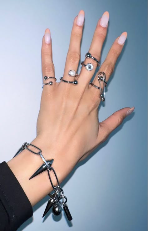 Justine Clenquet Jewelry, Justine Clenquet, Z Tattoo, Simple Silver Jewelry, Bright Nails, Stacked Jewelry, Gothic Jewelry, Dream Jewelry, Piercing Jewelry