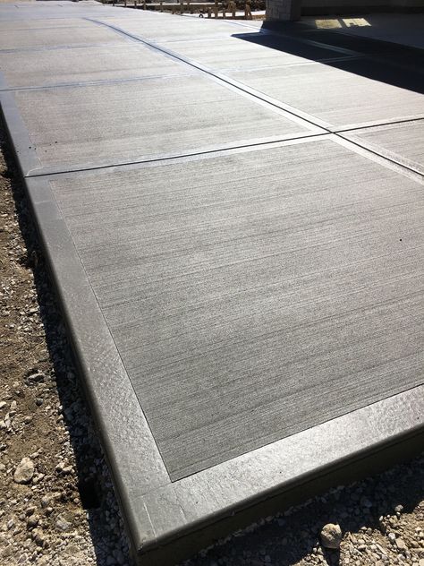 Concrete Finishing Ideas, Concrete Driveways Ideas Cement, Plain Concrete Patio Ideas, Drive Way Ideas Concrete, Concrete Parking Pad Ideas, Driveway Ideas Concrete, Cement Driveway Ideas, Concrete Finishes Outdoor, Stamped Concrete Driveway Ideas