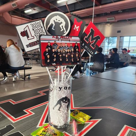 Senior Night Ideas Wrestling, Wrestling Banquet Decorations, Senior Night Table Display Cross Country, High School Wrestling Banquet Ideas, Wrestling Graduation Party Ideas, Wrestling Centerpieces, Wrestling Banquet Centerpieces, Wrestling Banquet, Wrestling Locker Decorations