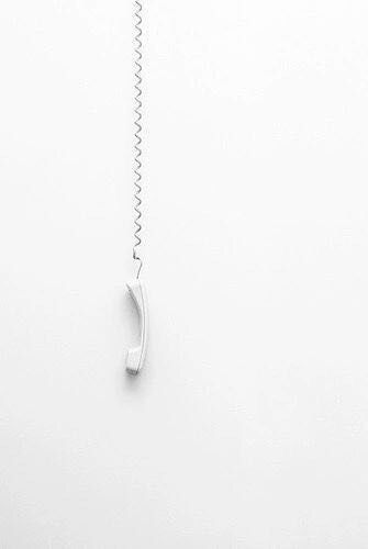 White Phone Aesthetic, White Minimalist Aesthetic, White Telephone, White Aesthetic Photography, Photography Minimal, Blue Sargent, Minimal Photography, Stranger Things Aesthetic, 背景 シンプル