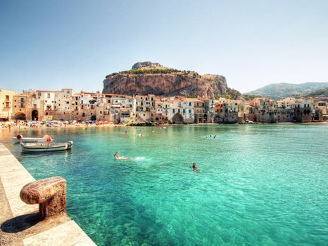 Cosa Vedere in Sicilia | Le Migliori 20 Posti da Visitare | Sicilia Turismo Cefalu Sicily, Sicily Travel, Sicily Italy, Conde Nast Traveler, Santa Lucia, Italy Vacation, Catania, Culture Travel, Beach Club