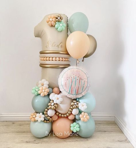 Easter Balloon Decor, Balloon Inspiration, Balloons Bouquet, First Birthday Balloons, Balloon Bouquet Diy, Flower Birthday Party, 1st Birthday Balloons, Newton Abbot, Balloon Business