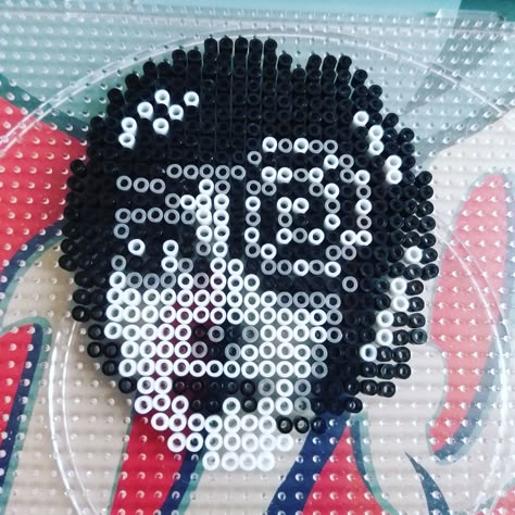 It Perler Beads, Amazing World Of Gumball Perler Beads, Junji Ito Perler Beads, Anime Pearler Beads Patterns, Art The Clown Perler Beads, Perler Beads Ideas Horror, Coraline Perler, Icp Perler Bead Patterns, Perler Beads Horror