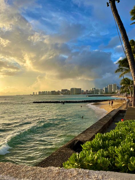 A beautiful twilight view of Waikiki from the Outrigger Canoe Club. #hawaiian #waikiki #beach #sunset #photography #view #ocean Sunset In Hawaii, Beach Sunset Photography, Hawaiian Homes, Honolulu Waikiki, Moving To Hawaii, Waikiki Hawaii, Outrigger Canoe, Canoe Club, Hawaii Trip