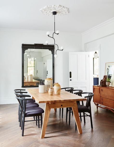 House & Home Distressed Sideboard, Oak Dining Room Table, Oak Dining Room, Maple Cabinets, Best Dining, Small Dining, Historic Home, Farmhouse Dining, Modern Dining Room