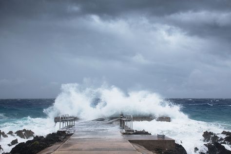 Why Hurricane Laura’s Storm Surge Could Be ‘Unsurvivable’ Flood In Pakistan, Storm Prep, Spider Web Halloween Decorations, Wall Of Water, Large Waves, Storm Surge, The Weather Channel, Beach House Style, Grand Cayman