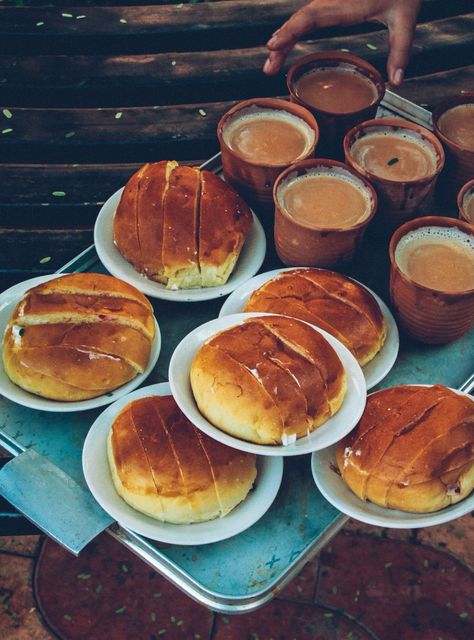 Street Food Photography, Bun Maska, Chai Tea, Griddle Pan, Heartland, Hot Dog Buns, Digital Photography, Blog Photography, Street Food