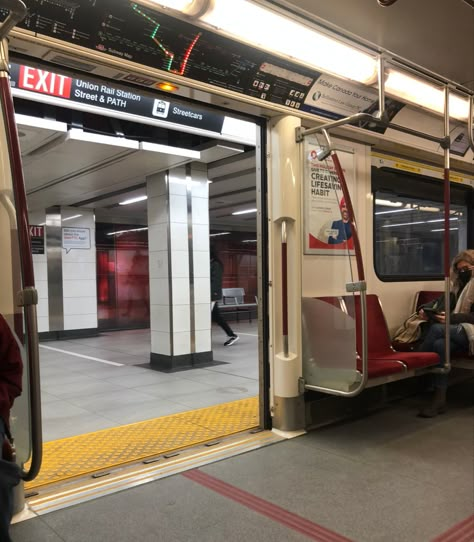 Ttc Toronto Subway, Toronto Subway Aesthetic, Go Train Toronto, Break From Toronto, Ttc Subway, Street Fast Food, Toronto Transit, Toronto Aesthetic, Toronto Subway