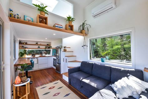 Design Casa Piccola, Tiny House Interior Design, Tiny House Nation, Tiny House Inspiration, Casa Container, Modern Tiny House, Tiny House Movement, Tiny Spaces, Tiny House Interior