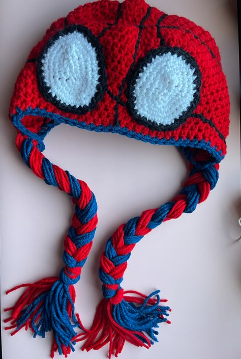 Adult Spider-Man Mayday Beanie Crochet Pattern & Tutorial Crocheted Spider Man Hat, Mayday Beanie Pattern, Spider Man Hat Crochet Free Pattern, Mayday Hat Spiderman, Spider Man Crochet Hat Pattern, Spider Man Beanie Crochet Free Pattern, Cute Beanie Crochet Pattern Free, Spiderverse Crochet Hat, Spiderman Mayday Hat