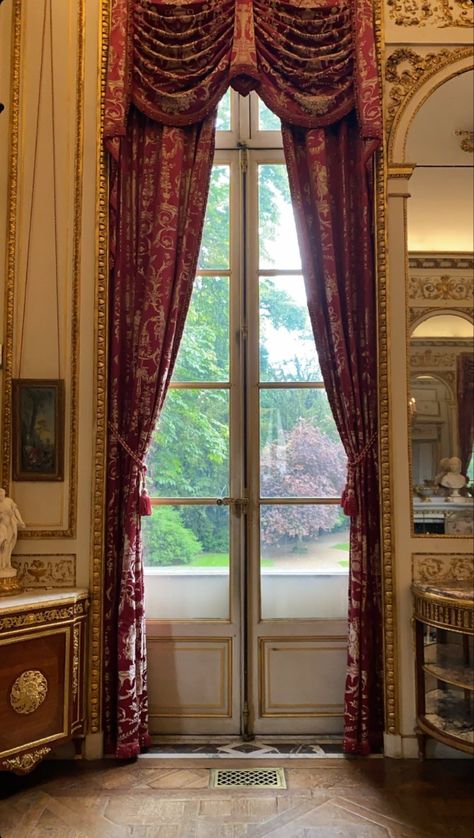 Hedda Gabler Aesthetic, Roman Interior, Nehemia Ytger, Victoria Era, Inspo Collage, Luxury Window Treatments, Red Velvet Curtains, Hedda Gabler, Classic Curtains