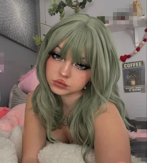 Pastel Green Hair Aesthetic, Green In Blonde Hair, Full Hair Dye Ideas, Green With Blonde Hair, Green Hair Looks, Blonde And Mint Green Hair, Pistachio Hair Color, Blonde And Dark Green Hair, Silver Green Hair