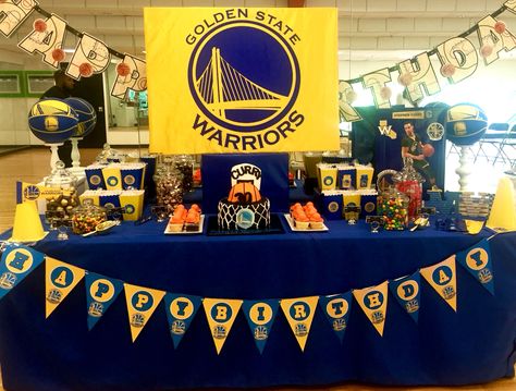 Golden State Warriors theme candy table by Glam Candy Buffets! Steph Curry Birthday Party Ideas, Golden State Warriors Birthday Party, Warriors Birthday Party, Golden State Warriors Party, Golden State Warriors Birthday, Basketball Theme Birthday, Basketball Theme Party, Basketball Birthday Parties, Warriors Basketball