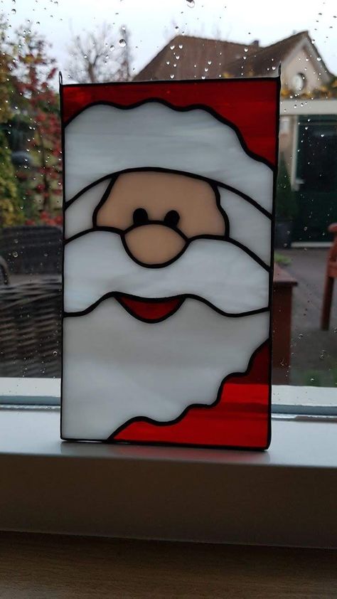 Photo - Google Photos Stained Glass Santa, L'art Du Vitrail, Stained Glass Patterns Free, Glass Art Pictures, زجاج ملون, Glass Painting Designs, Stained Glass Birds, Glass Art Projects, Stained Glass Decor