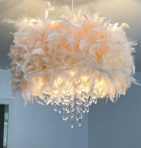 Peach Chandelier, Diy Chandelier Ideas, Feather Light Shade, Wine Boutique, Bling Ideas, Cute Little Houses, Silver Christmas Decorations, Diy Gift Card, Event Backdrop