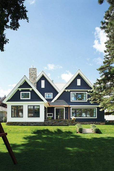 True Blue Hamptons Style Dark Exterior House, Pintura Exterior, Casas Coloniales, Exterior Paint Colors For House, Traditional Exterior, Black Windows, Farmhouse Exterior, House Paint Exterior, Exterior Paint Colors