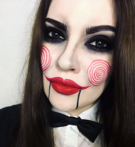 Jigsaw halloween makeup Saw, Billy the puppet Easy Jigsaw Makeup, Jigsaw Makeup Halloween, Diy Jigsaw Makeup, Jig Saw Makeup, Pennywise Make Up Girl, Jigsaw Makeup, Nem Halloween Makeup, Makijaż Sugar Skull, Jigsaw Halloween