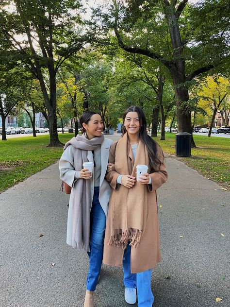 10 Fall Outfit Ideas - LIFE WITH JAZZ Boston Autumn Outfits, Boston Winter Fashion, Outfit Ideas For Boston Fall, Rains Backpack Outfit, Fall In Boston Outfits, Outfits For Boston, Boston Outfits Winter, Boston Outfits Fall, Boston Winter Outfits