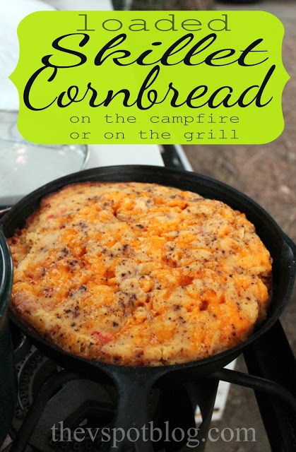 Loaded Skillet Cornbread Campfire Meal, With Cornbread, Skillet Cornbread, Iron Skillet Recipes, Dutch Oven Cooking, Cast Iron Skillet Recipes, Bacon Tomato, Cast Iron Recipes, Dutch Oven Recipes