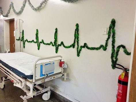 Medical Office Christmas Decorations, Hospital Christmas Decorations, Christmas Door Ideas For Classroom, Door Ideas For Classroom, Christmas Door Ideas, Hospital Christmas, Hospital Decoration, Hospital Waiting Room, Wallpaper View