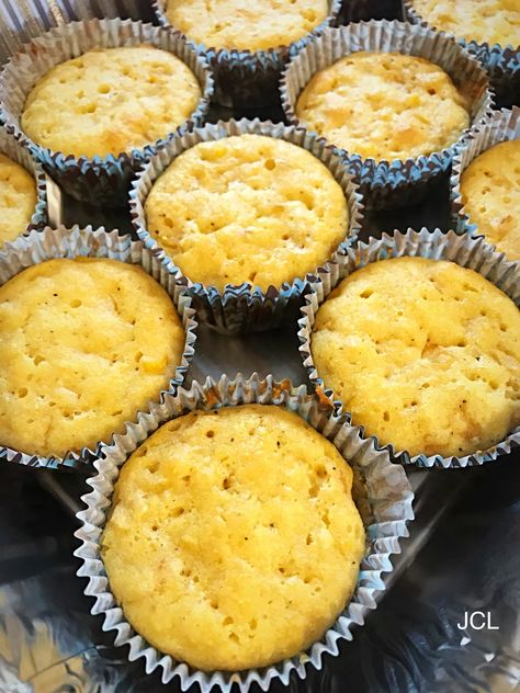 Corn Pudding Muffins by Julie's Creative Lifestyle Corn Pudding Muffins, Muffins Peanut Butter, Bread Pudding Muffins, Low Carb Salmon Patties, Corn Pudding Casserole, Hosting Party, Pecan Pie Brownies, Low Carb Salmon, Pie Brownies