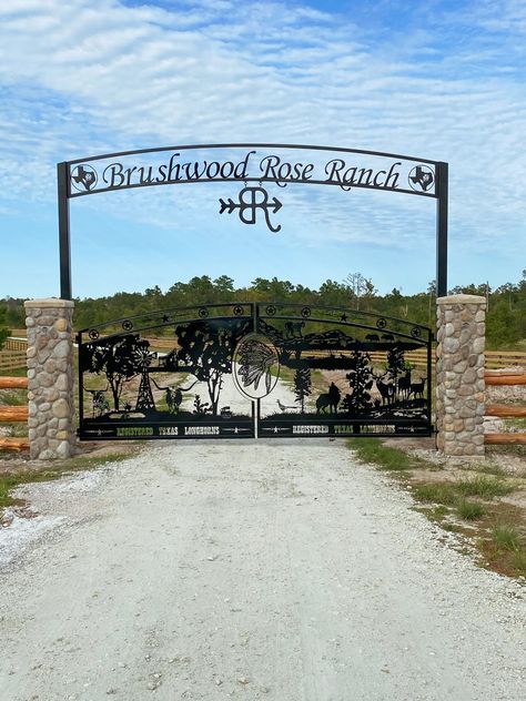 Overhead Ranch Entrance, Double Entry Driveway Gates, Farm Entrance Ideas, Ranch Gates Entrance Ideas, Ranch Signs Entrance, Texas Ranches, Farm Signs Entrance, Entrance Board, Farm Gates Entrance