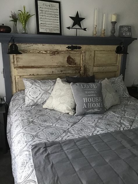 King Size Door Headboard, King Size Bed Frame Diy Rustic Wood Headboard, Farmhouse Bed Headboard Ideas, Door Headboard Diy King, Bar Door Headboard, Antique Door Headboard Wood, Wooden Door Headboard Ideas, Headboards Made From Old Doors, Rustic Door Headboard