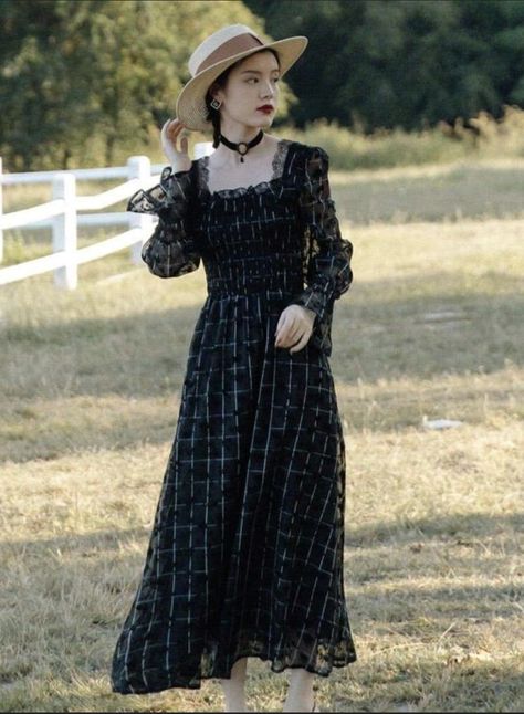 Dark Cottagecore Dress, Goth Cottagecore Fashion, Dark Cottagecore Outfits, Cottagecore Summer Outfits, Ladies Party Dresses, Black Dress Aesthetic, Black Cottagecore, Goth Cottagecore, Cottagecore Outfit