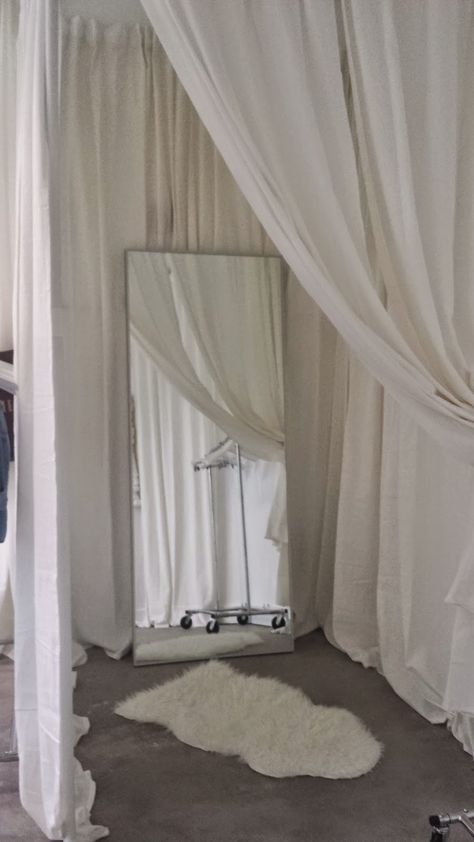 Pop Up Dressing Room, Diy Room Closet, Diy Dressing Room, Bridal Suite Room, Pop Up Changing Room, Portable Dressing Room, Open Dressing Room, Boutique Dressing Room, Open Dressing