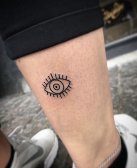 Eye Ankle Tattoo, Tattoo Eye, Tattoo Ankle, Evil Eye Tattoo, Trendy Eyeshadow, Eye Close Up, Eyes Artwork, Smokey Eyeshadow, Eye Sketch