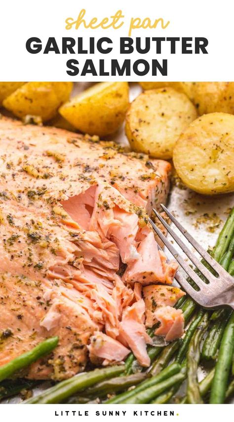 Fried Tilapia Recipes, Salmon Potatoes, Salmon With Cream Sauce, Salmon Green Beans, Little Sunny Kitchen, Sauce For Salmon, Honey Garlic Salmon, Garlic Butter Salmon, Sunny Kitchen