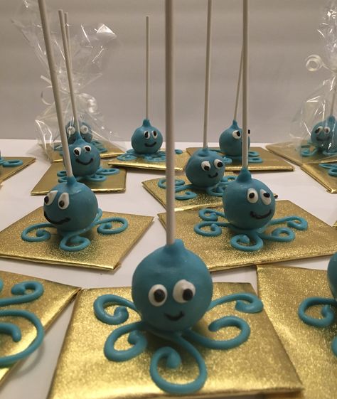 Under The Sea Cake Pops, Octopus Cake Pops, Under The Sea Themed Party, Octopus Cake, Cardboard Boat, Turtle Cake, Sea Cakes, Oreo Pops, Candy Sticks