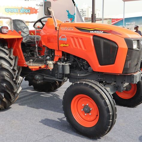 Kubota MU 5502 comes with 50 HP Engine, 12 Forward + 4 Reverse Gears, 2200 Engine rated RPM. Click here to know more ➡️ https://khetigaadi.com/new-tractor-model/kubota-mu-5502/en #KubotaTractors #KhetiGaadi #TractorPrice Kubota Tractor, Tractor Price, New Tractor, Kubota Tractors, Reverse Gear, Riding Lawnmower, Lawn Mower, Tractor, Outdoor Power Equipment